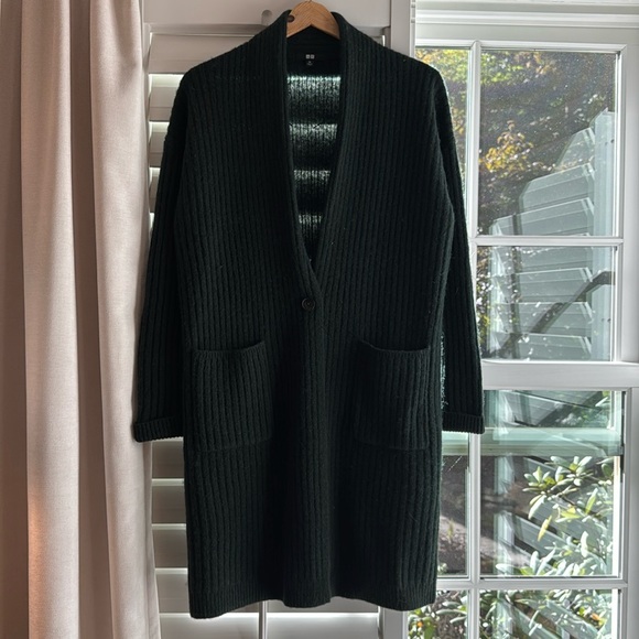 Uniqlo Sweaters - Uniqlo dark green jacket cardigan. Size xs